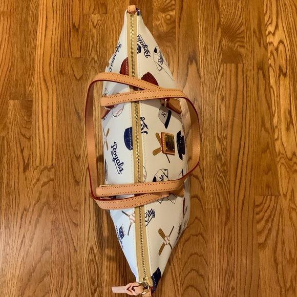 New Dooney & Bourke Handbag KC Royals #N83 - Picture 6 of 10